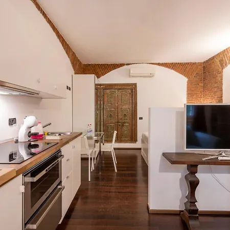 The Junior Loft Navigli - B Mediolan