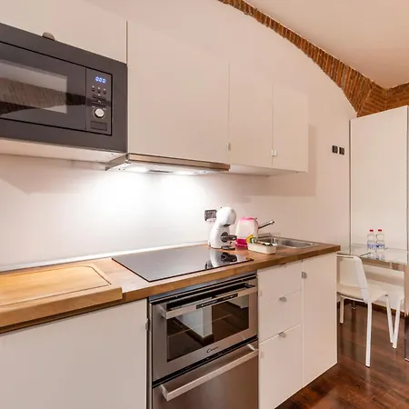 The Junior Loft Navigli - B * Mediolan